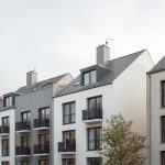 Pełny poradnik dotyczący wyboru, prawidłowego posadowienia oraz świadomego korzystania z zbiornika betonowego